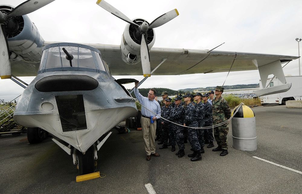 One Last Flight: WWII PBY Catalina Airlifted by CH-47 Chinook Over Whidbey Island 15 1000w q95 1