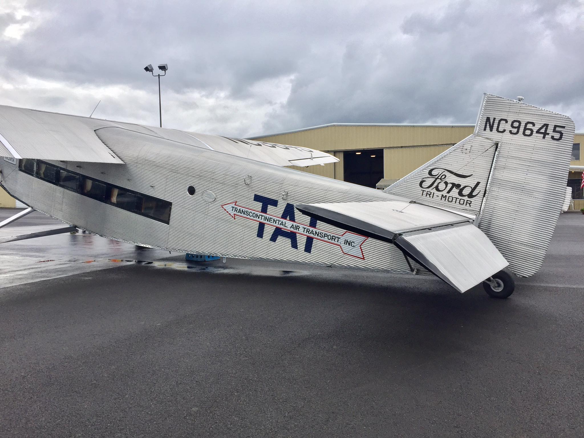 Randy's Vintage Profiles: Ford 5-AT-B Tri-Motor 13 465448241 9347144335313140 5341647094007994756 n