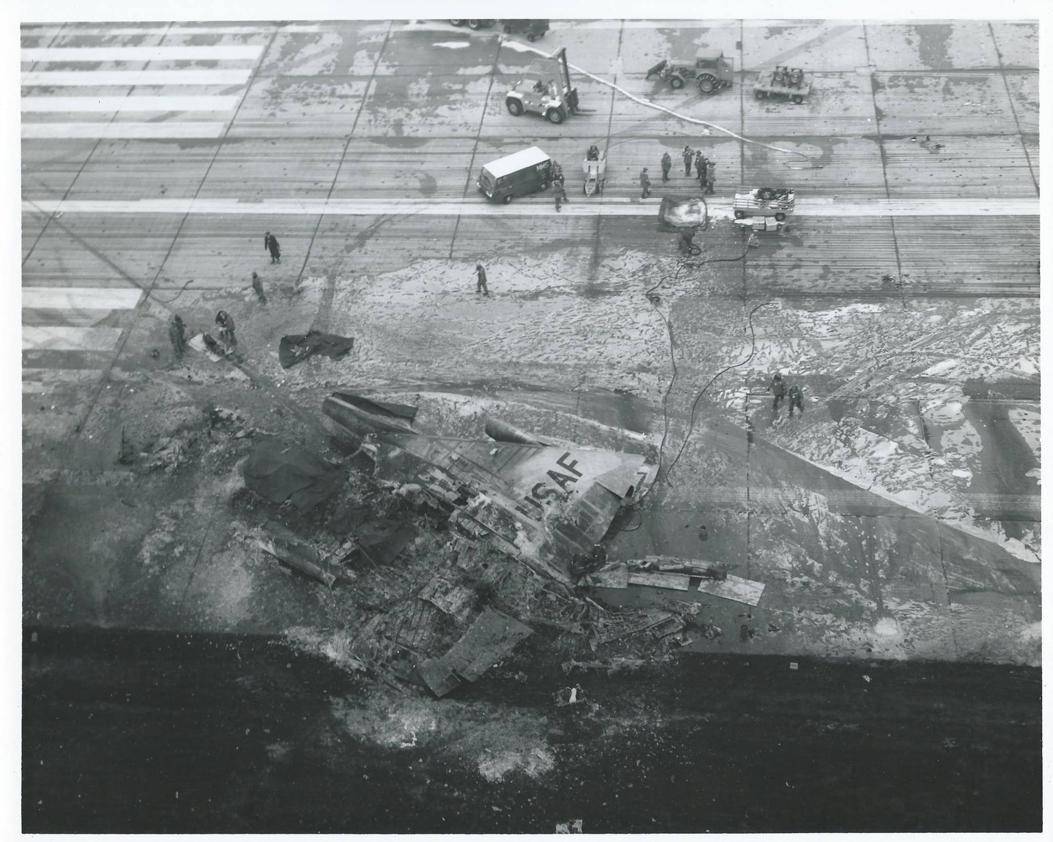 B-58 Hustler Hut Project at the Grissom Air Museum 23 467401294 9627449917270885 3091738350779850307 n