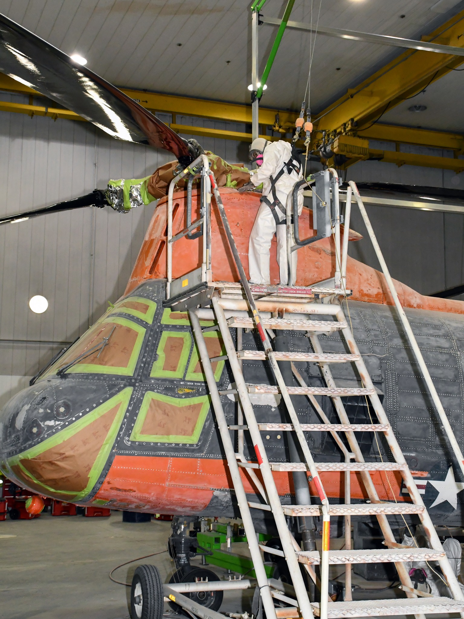 Beloved "Pedro" HH-46 Sea Knight Receives Fresh Paint at MCAS Cherry Point 12 Beloved Pedro Sea Knight Undergoes Paint Restoration at MCAS Cherry Point 5