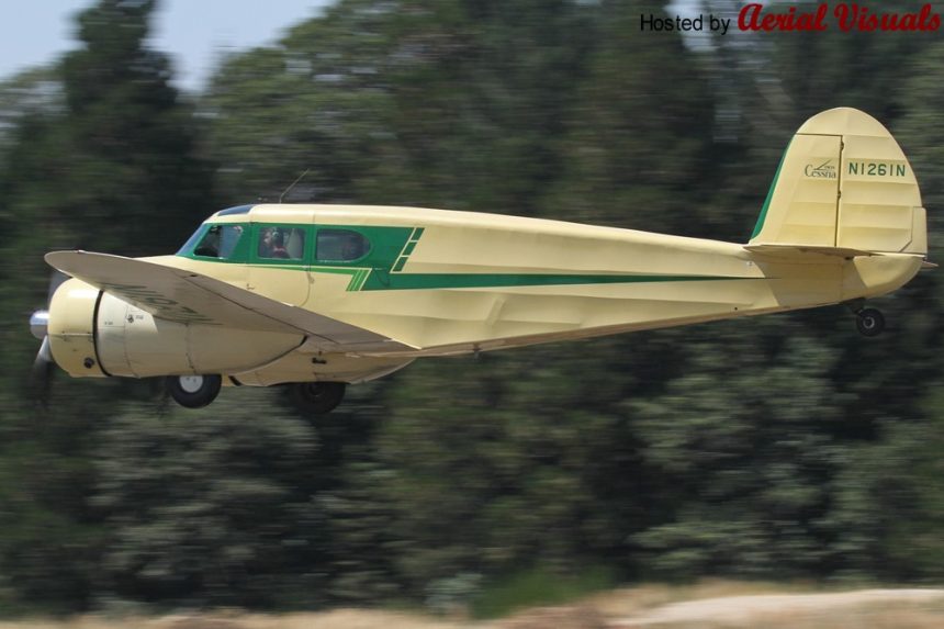 Cessna T 50 Crane N1261N