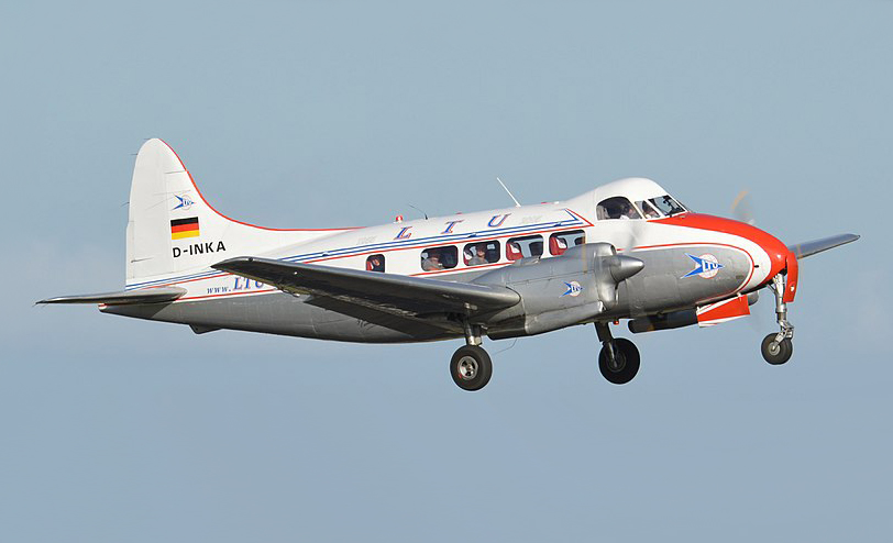 De Havilland DH104 Dove 8 ‘D INKA cropped