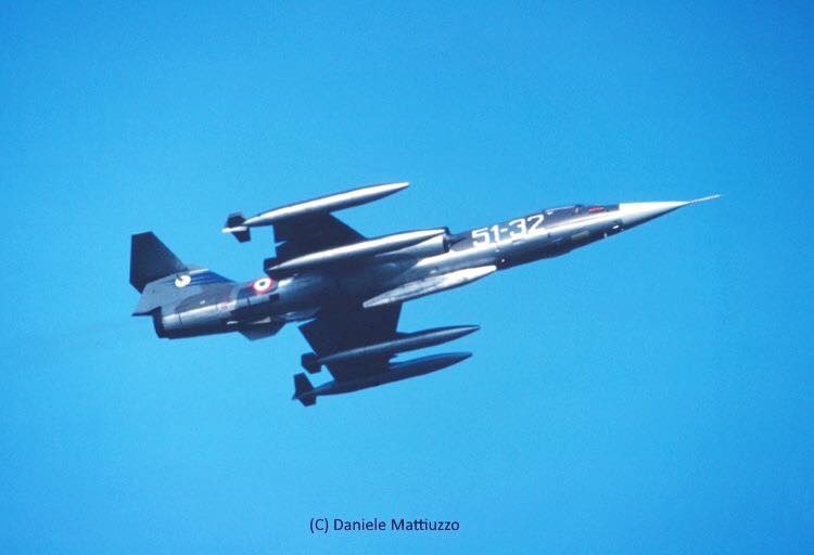 F 104S MM6837 51 32 n