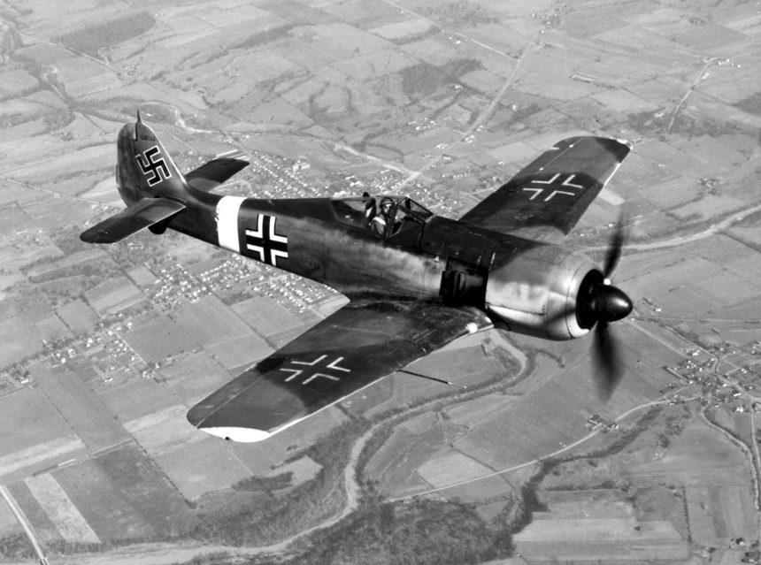 Focke Wulf Fw 190 050602 F 1234P 005