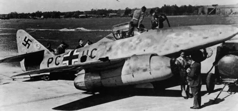 Messerschmitt Me 262 V3 prototypelater.jpg