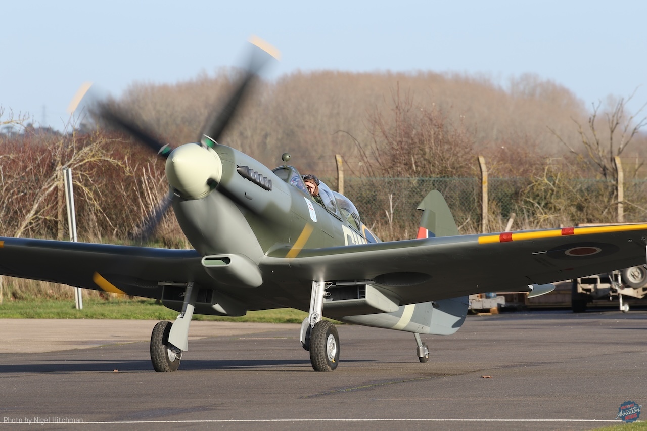 Supermarine Spitfire Mk.IX BS548 Completes First Flight at Duxford, Becoming Australia’s First Two-Seat Spitfire 16 Spitfire T.IX BS538 Ross Pay 5519