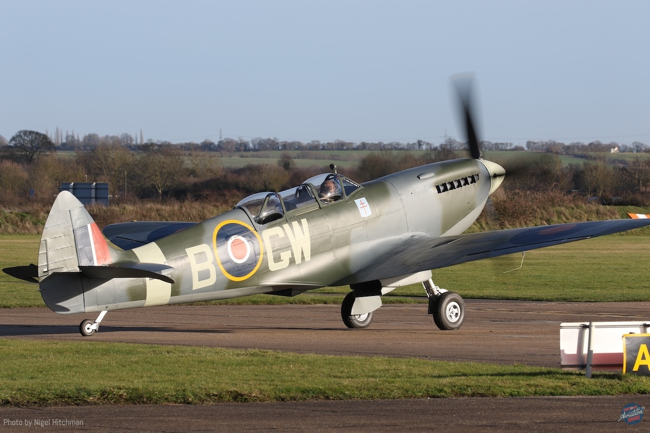 Supermarine Spitfire Mk.IX BS548 Completes First Flight at Duxford, Becoming Australia’s First Two-Seat Spitfire 17 Spitfire T.IX BS538 Ross Pay 5533