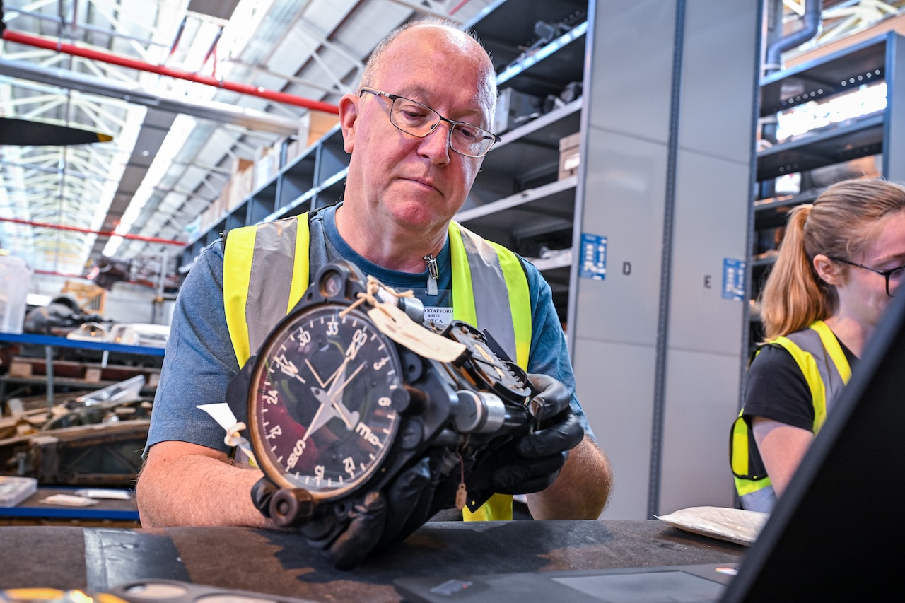 RAF Museum Launches Major Campaign to Relocate 50,000 Historic Artifacts 32 The Crate Escape RAF Museum store collection at MOD Stafford 8