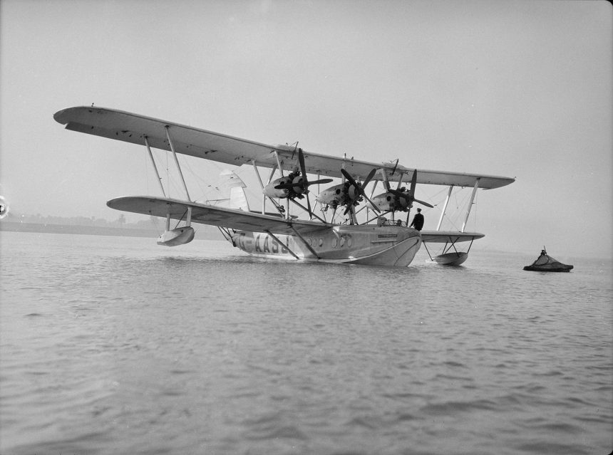 Today In Aviation History First Flight of the Short S.8 Calcutta 4